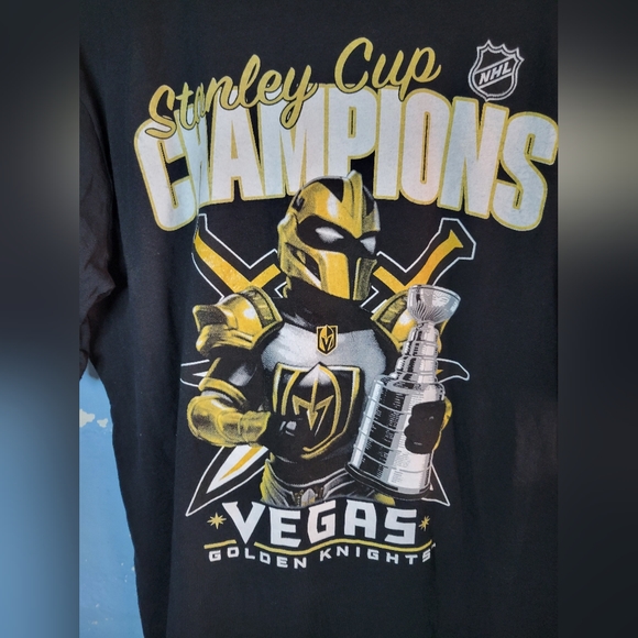 NHL Las Vegas Golden Knights Stanley Cup Championship t-shirt size M - Picture 2 of 5